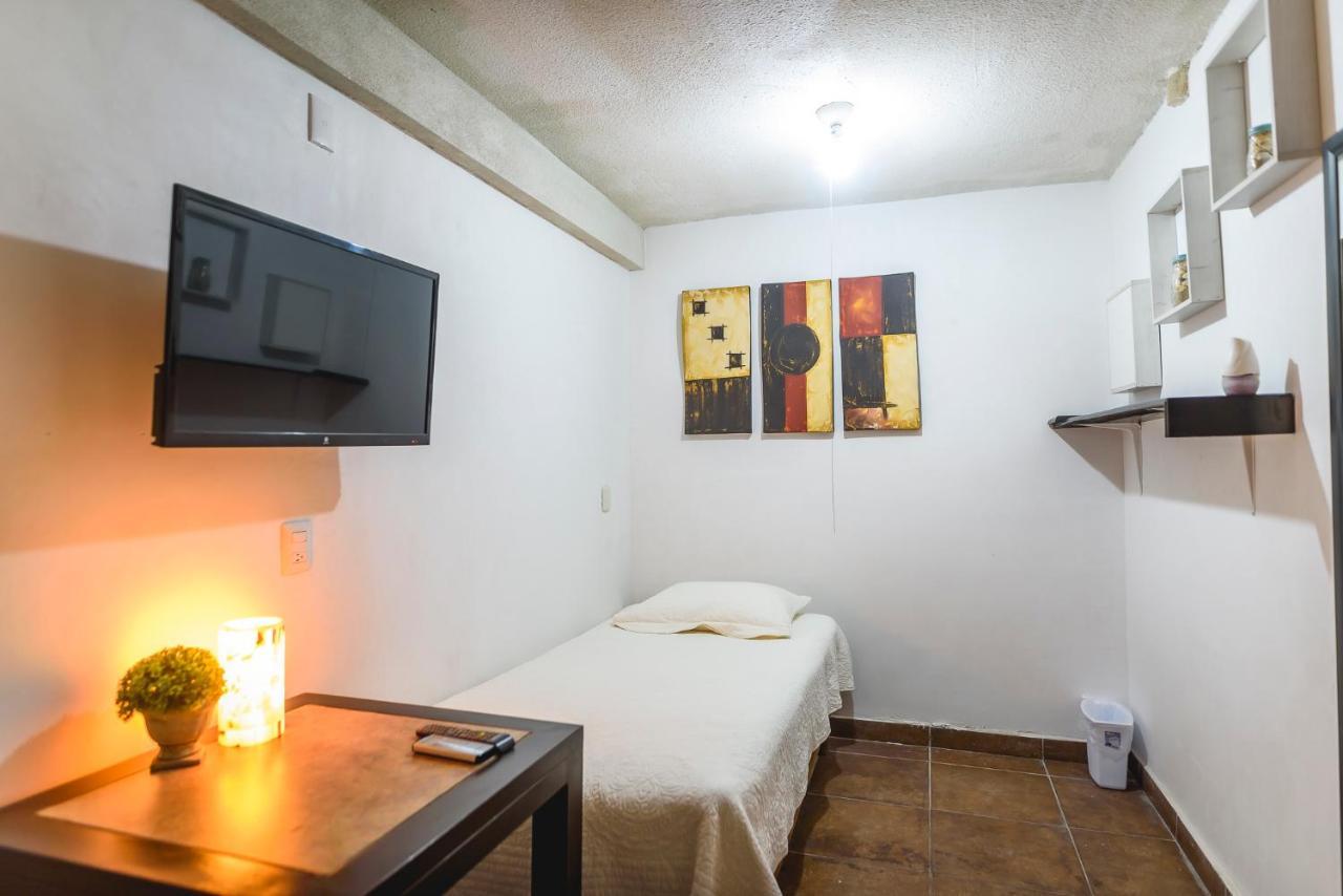 Departamento Grande Con 2 Recamaras Con Aire 5 Camas Wifi 115Mb, Cocina .Cochera Techada, #4 Ciudad Valles Ngoại thất bức ảnh